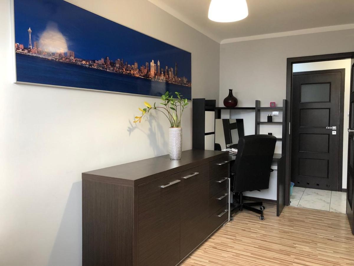 Apartamento Chlodna Varsovia Exterior foto